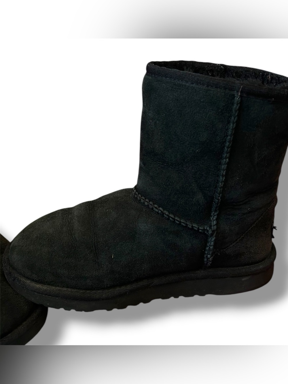 UGG Australia Girls Black Boots Size 3Y (FAIR CONDITION) - Picture 3 of 13